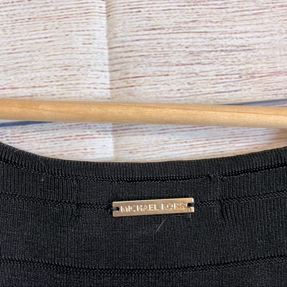 MICHAEL Michael Kors Black fit and flare stretch ribbed dress - Picture 3 of 4